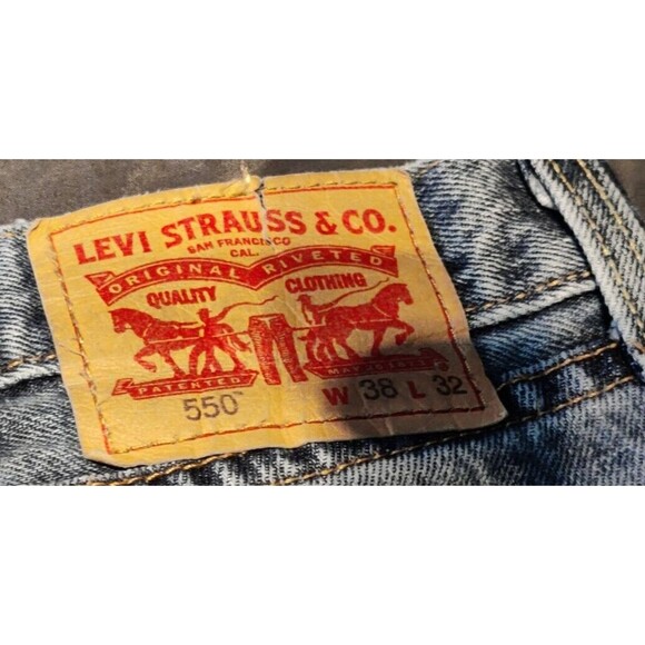 LEVI LEVIS 550 RELAXED FIT MEN'S JEANS SIZE 38 X 32  RED TAB - Picture 4 of 13
